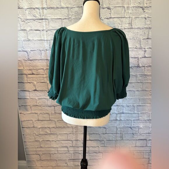 Green Smocked Top - Size XX Large - Picture 3 of 4